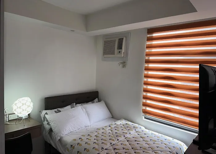 A With A View, 1 Bdrm With Balcony And Netflix Access Apartment Manila